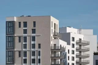 OVATION MAGELLAN 36 à Colombes