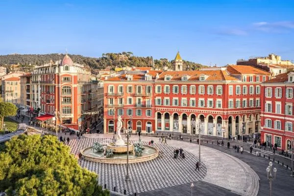 NICE - Gaieté à Nice