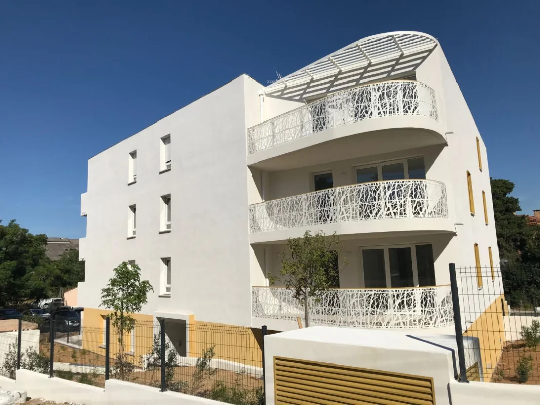 Villa Hélios - SEYNE-SUR-MER (83) à La Seyne-sur-Mer